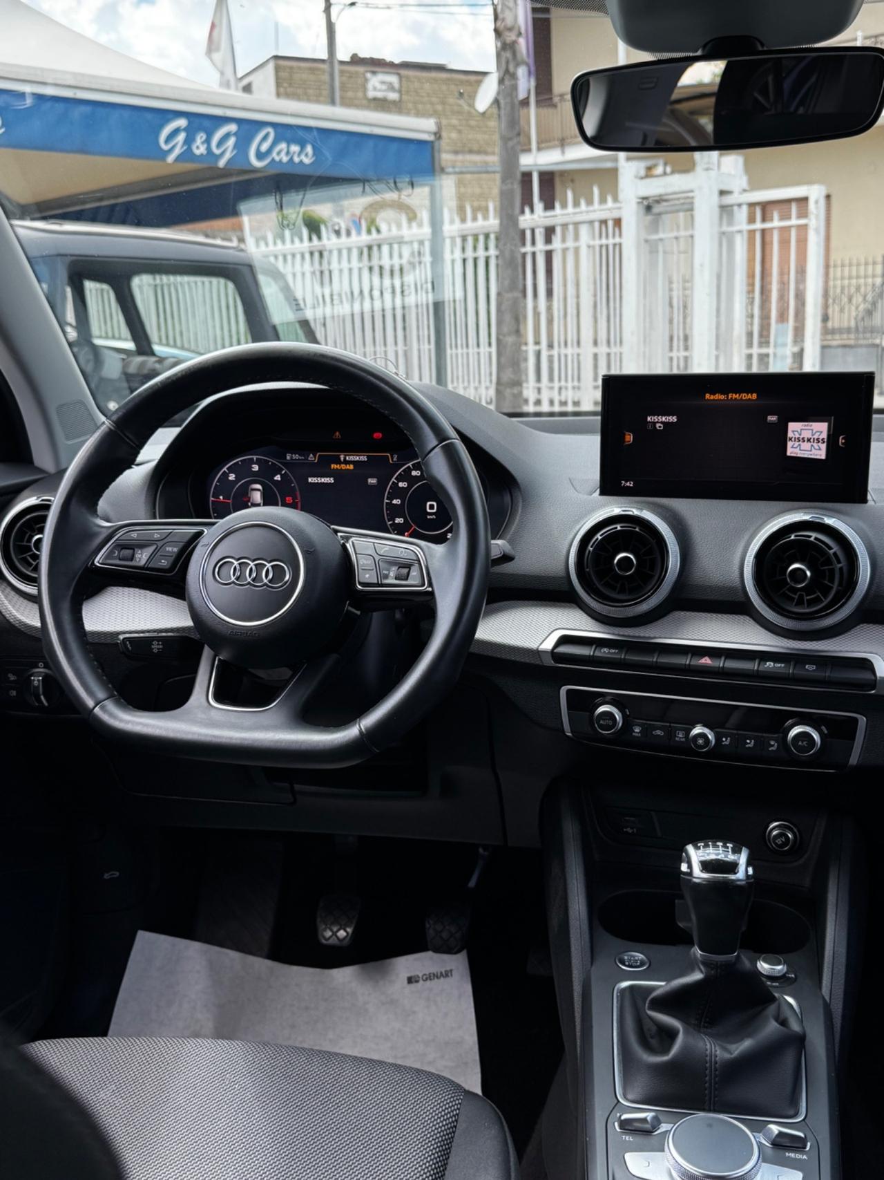 Audi Q2 30 TDI Identity Black