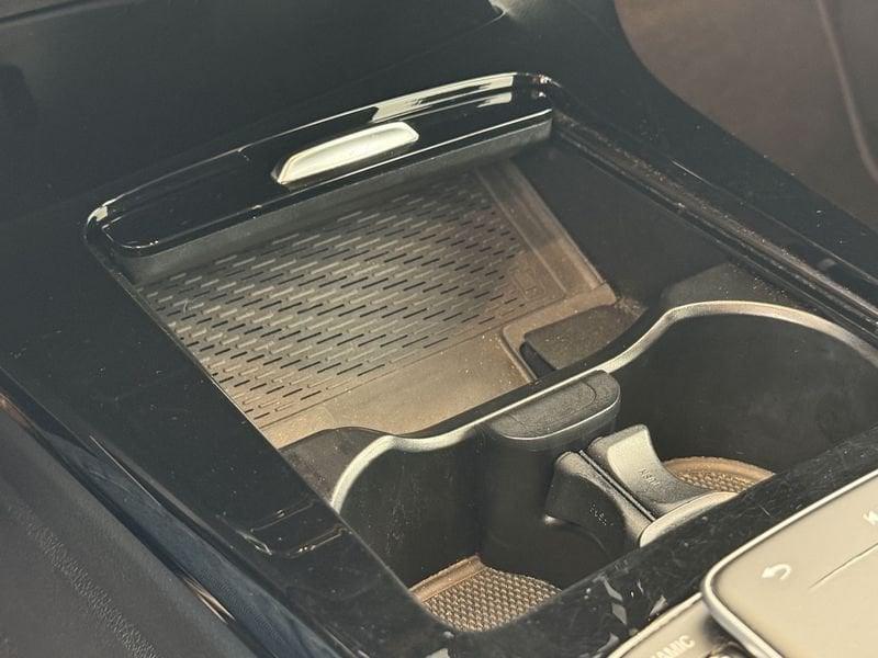 Mercedes-Benz Classe A A 180 d Sport auto