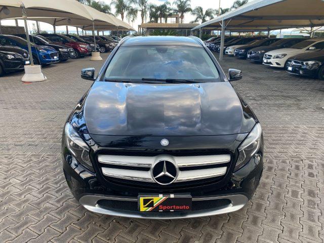 MERCEDES-BENZ GLA 200 CDI Automatic Sport