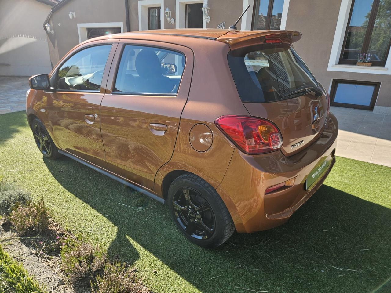 Mitsubishi Space Star 1.0 Funky