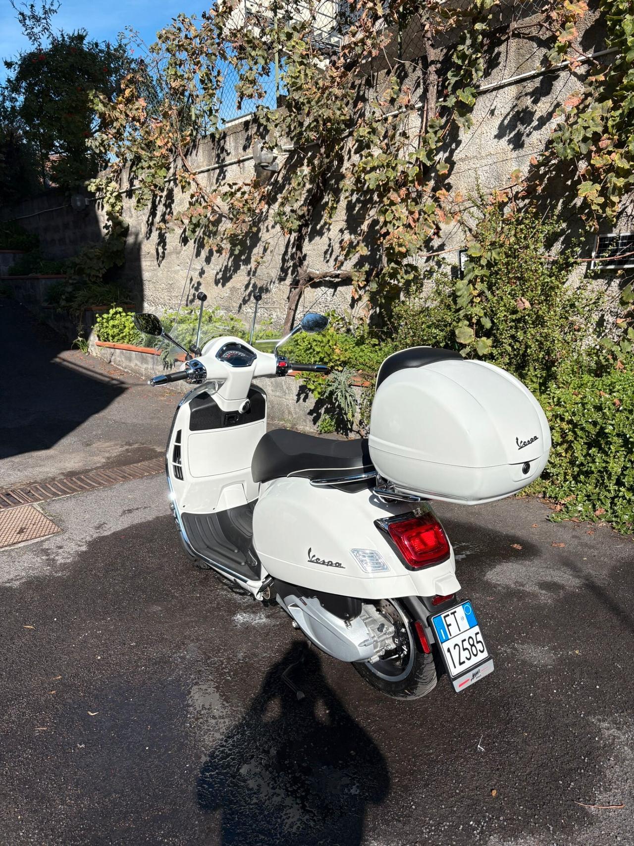 Piaggio Vespa 310 GTS hpe