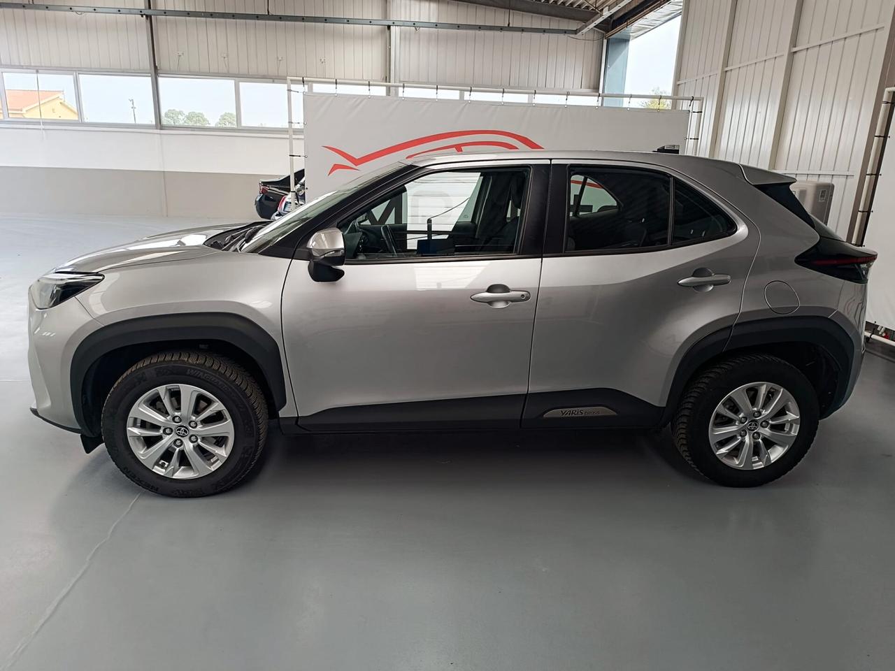 Toyota Yaris Cross 1.5 Hybrid 5p. E-CVT Business
