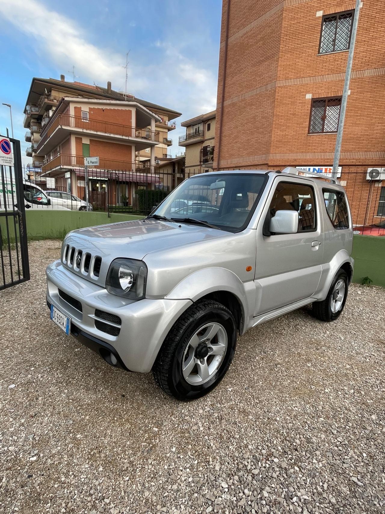 Suzuki Jimny 1.3i 16V cat 4WD JLX Più
