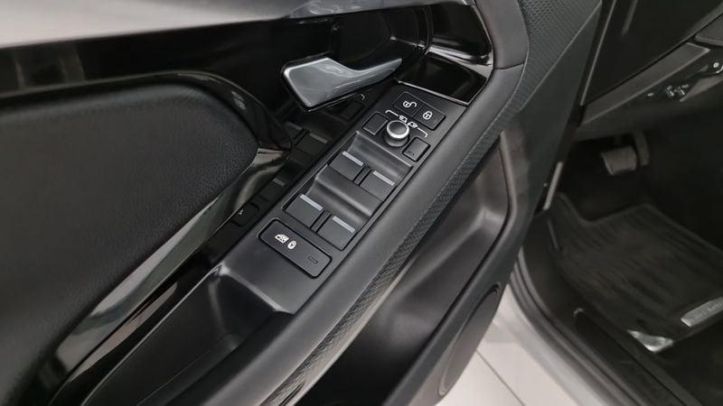 Land Rover RR Evoque 2.0D I4-L.Flw 150 CV AWD Auto S N1 Autocarro