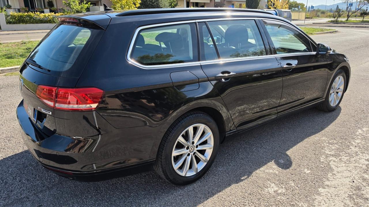 Volkswagen Passat Business Variant 1.6 TDI Trendline BlueMotion Tech.