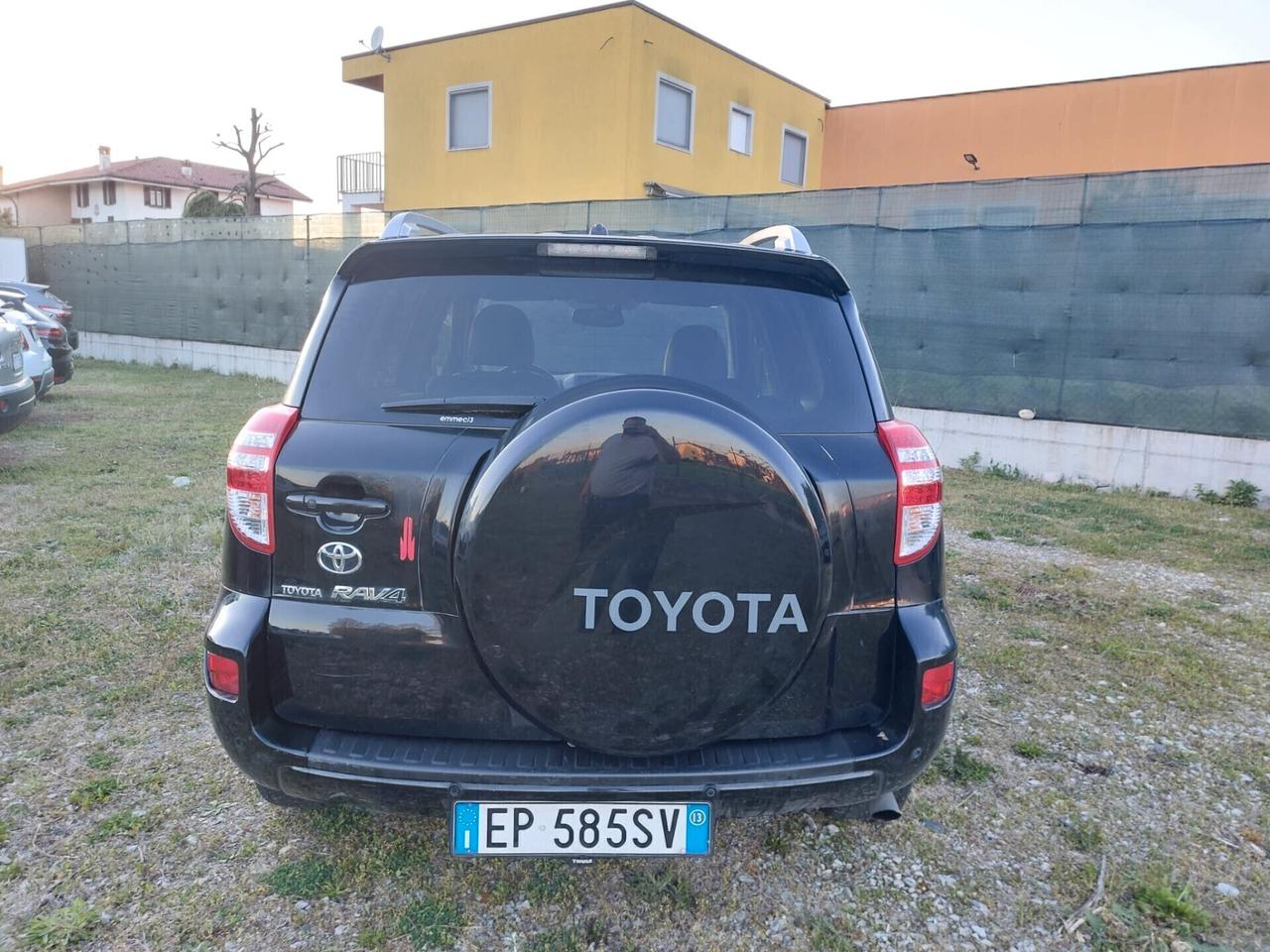 Toyota RAV 4 RAV4 Crossport 2.2 D-4D 150 CV Lounge