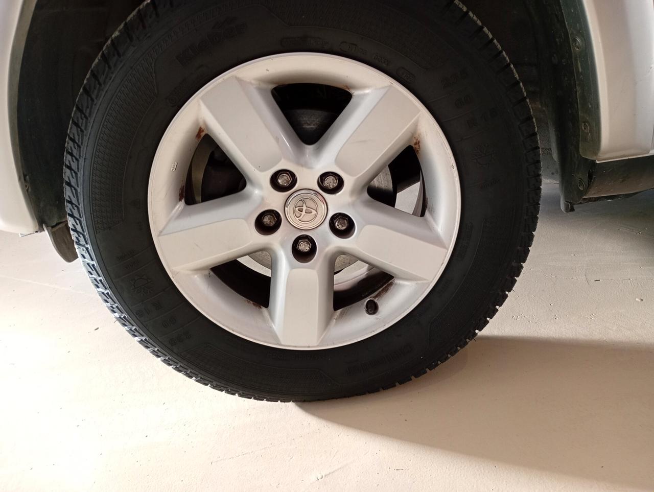 Toyota RAV 4 RAV4 2.0 Tdi D-4D cat 5 porte Sol