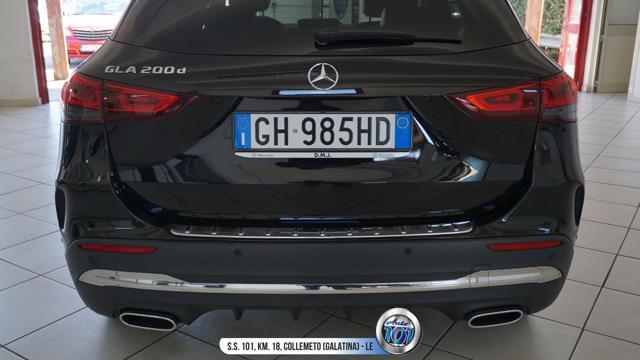 MERCEDES-BENZ GLA 200 d Automatic Premium