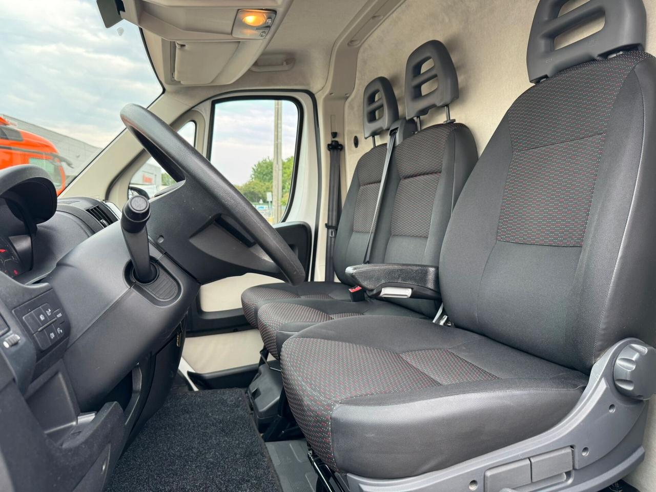 Peugeot Boxer 330 2.0 BlueHDi 130CV PC-TN Furgone
