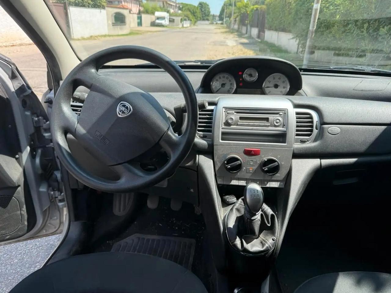 Lancia Ypsilon 1.4 Argento