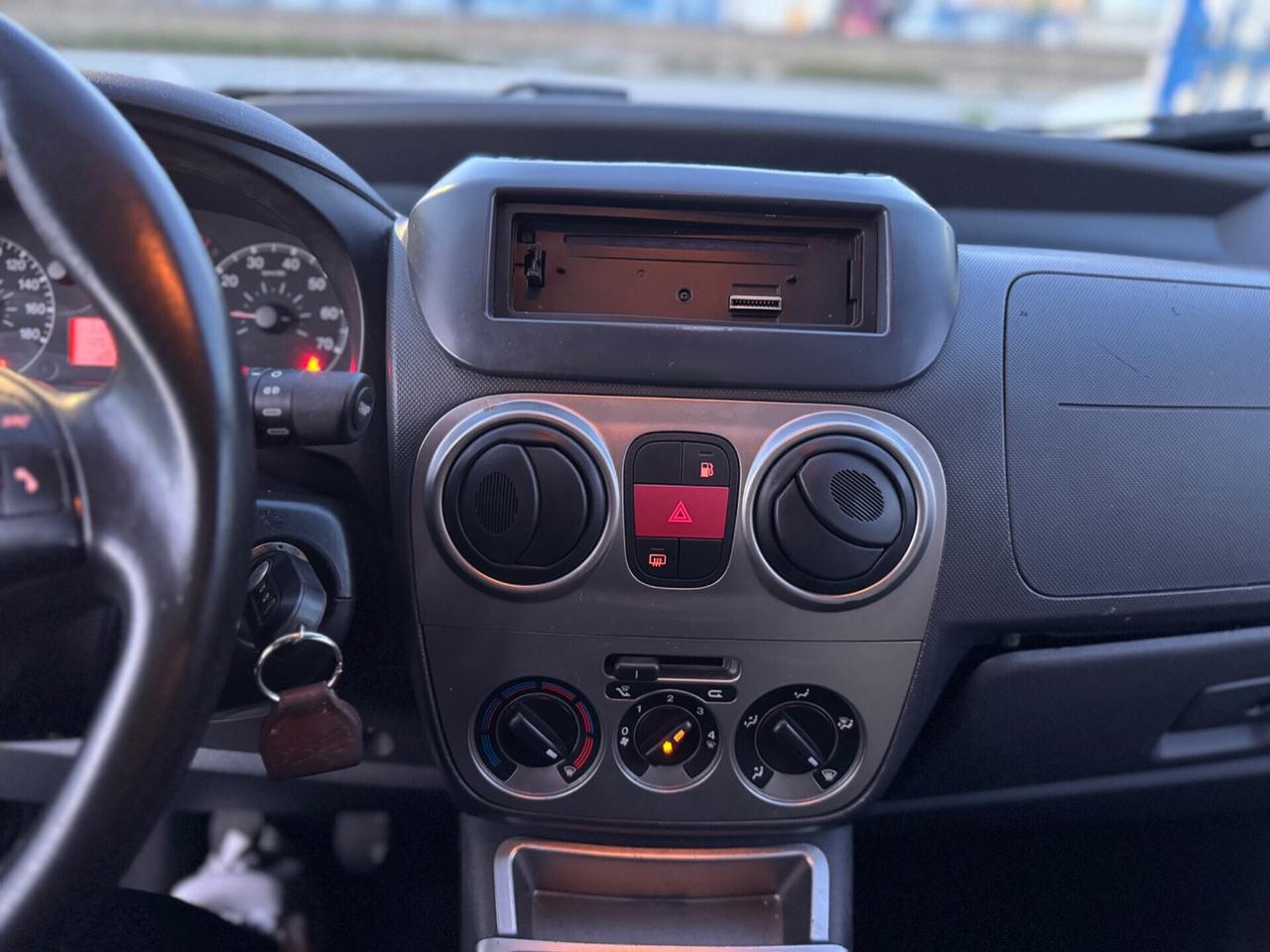 Fiat Qubo 1.4 8V 77 CV Dynamic Natural Power