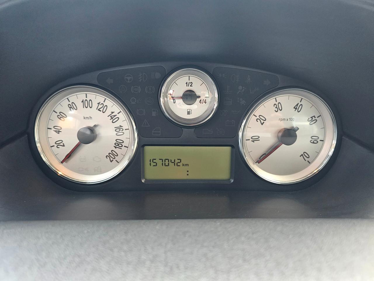 Lancia Ypsilon 1.3 MJT 75 CV Diva
