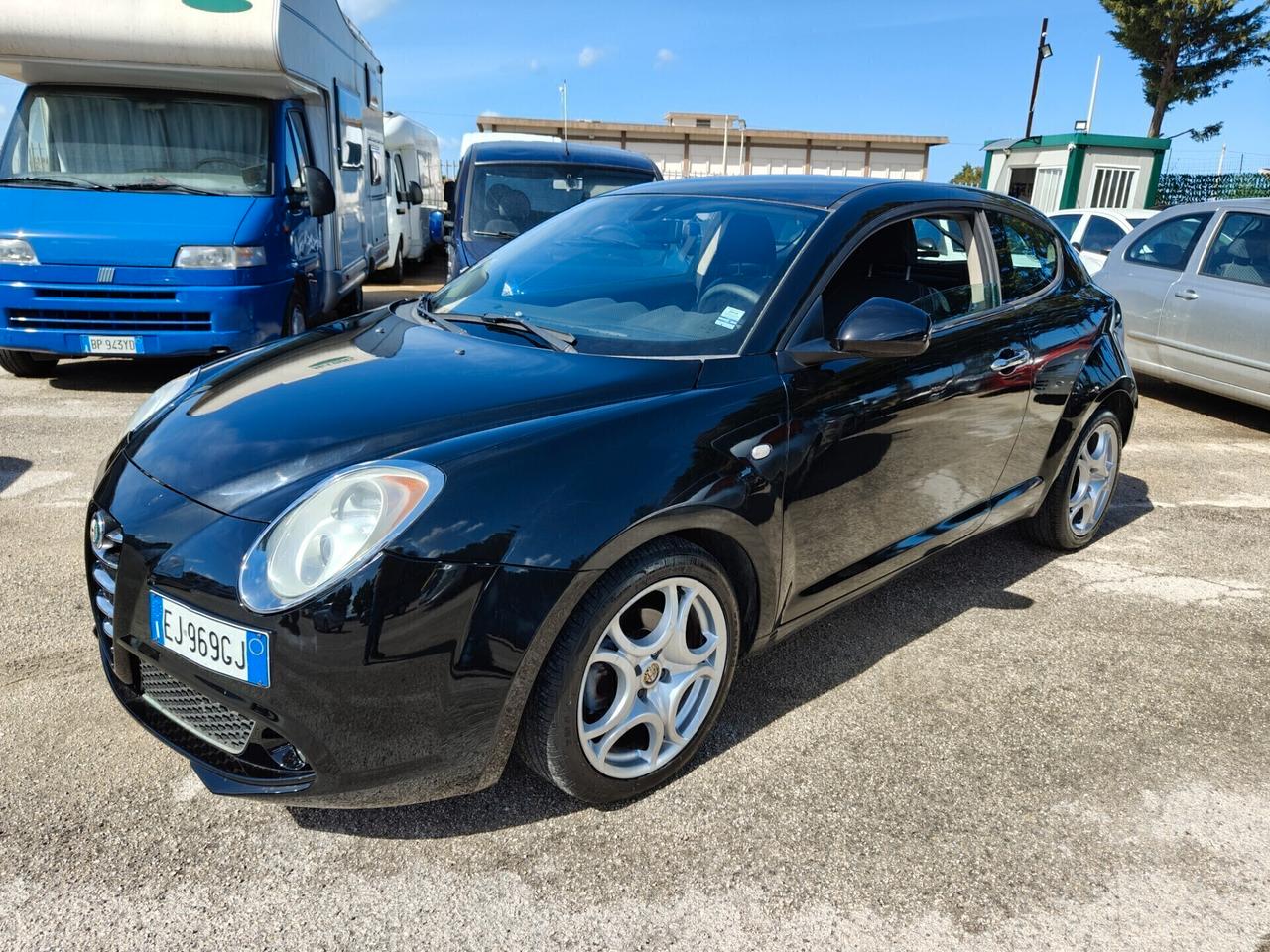 Alfa Romeo MiTo 1.3 JTDm-2 Distinctive Sport Pack 2011