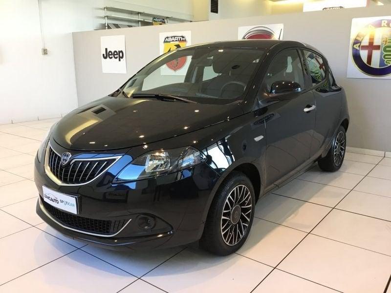 Lancia Ypsilon 1.0 FireFly 5 porte S&S Hybrid Platino MY24