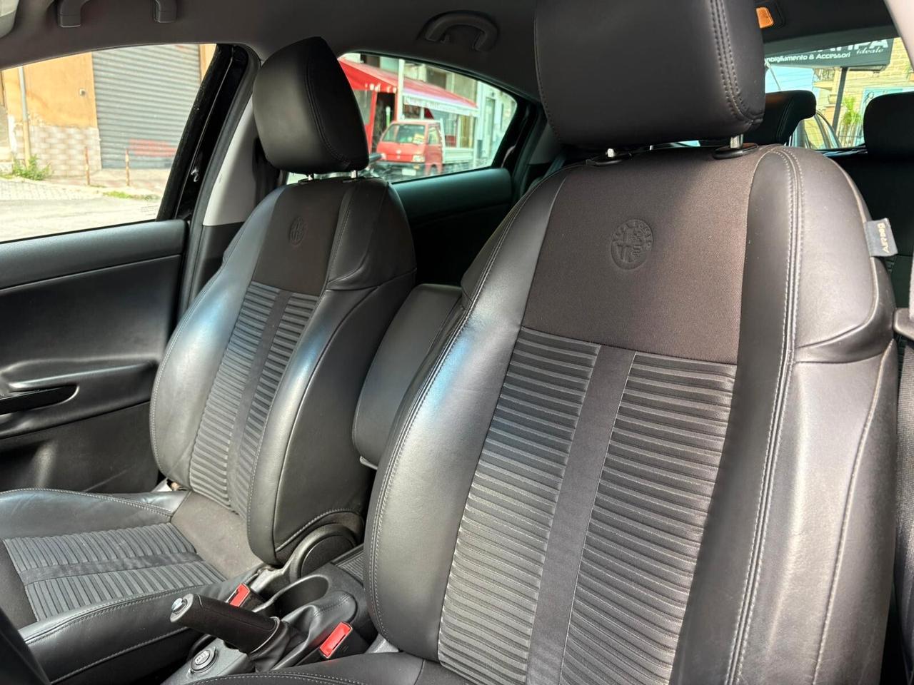 Alfa Romeo Giulietta 2.0 JTDm-2 140 CV Exclusive