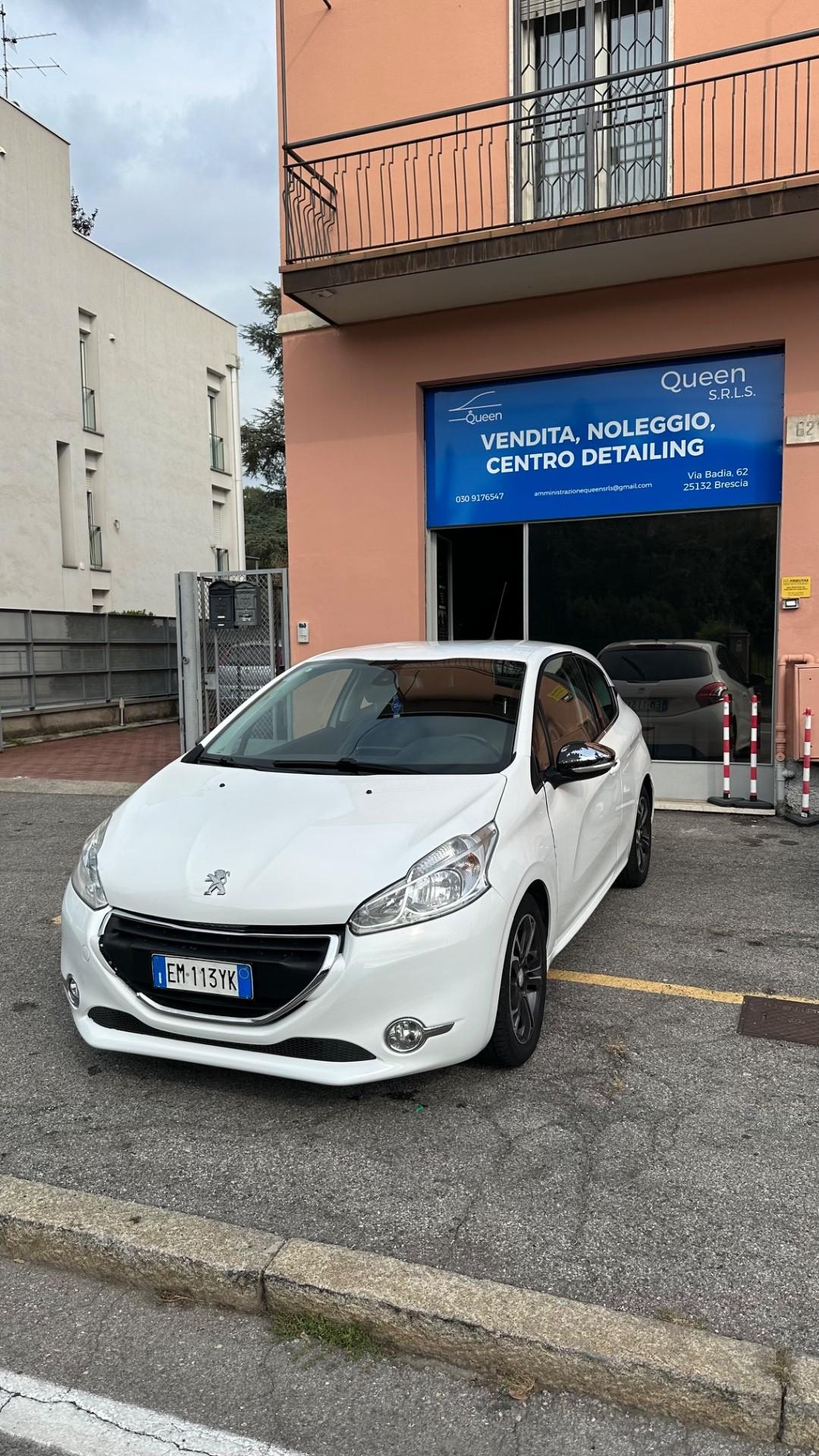 Peugeot 208 1.4 HDi 68 CV 3 porte Allure