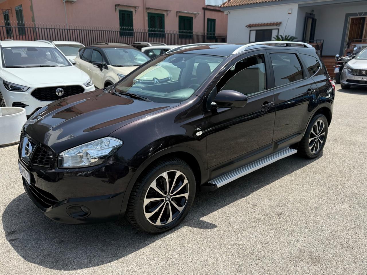 Nissan Qashqai+2 2.0 dCi DPF 4WD aut. n-tec 7p