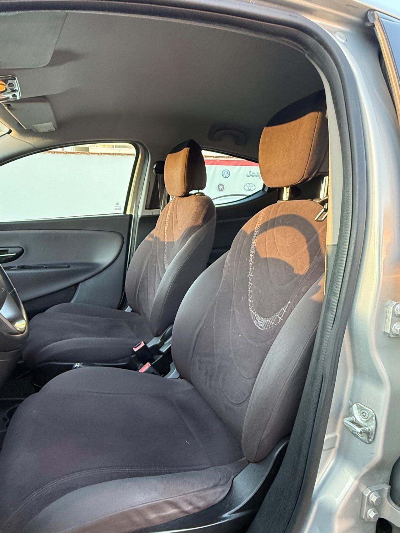 Lancia Ypsilon 1.3 MJT 16V 95 CV 5 porte S&S Platinum