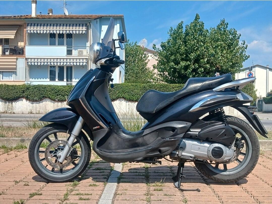 Piaggio Beverly 250 i e PERMUTO AUTO / MOTO