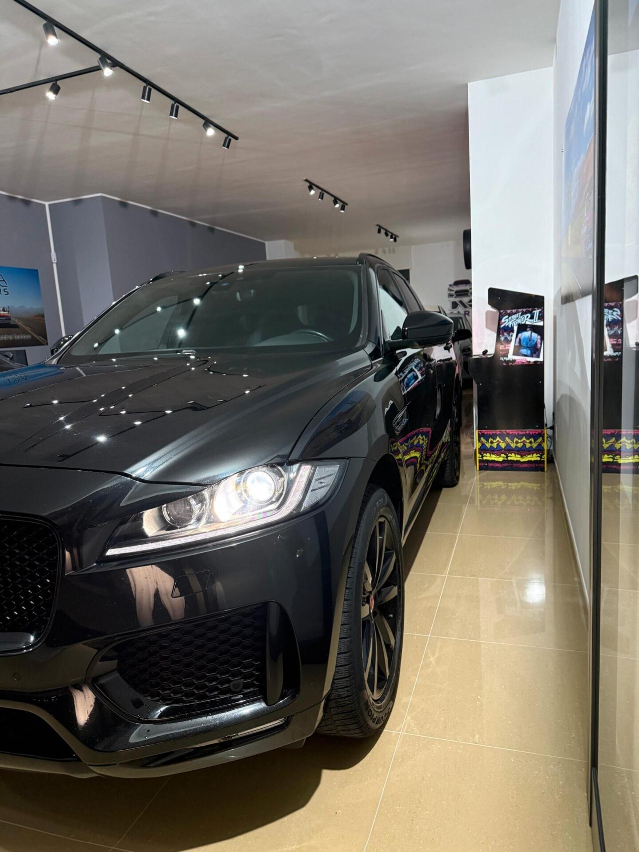 Jaguar F-Pace 2.0 D 240 CV AWD aut. Prestige