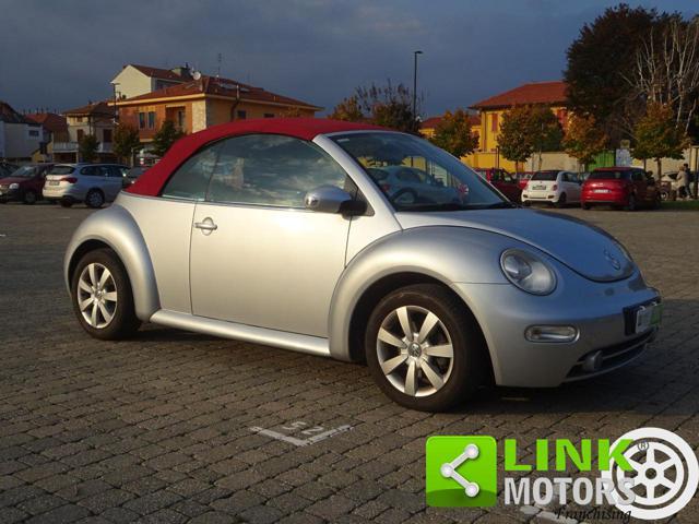 VOLKSWAGEN New Beetle 1.6 Cabrio RED EDITION