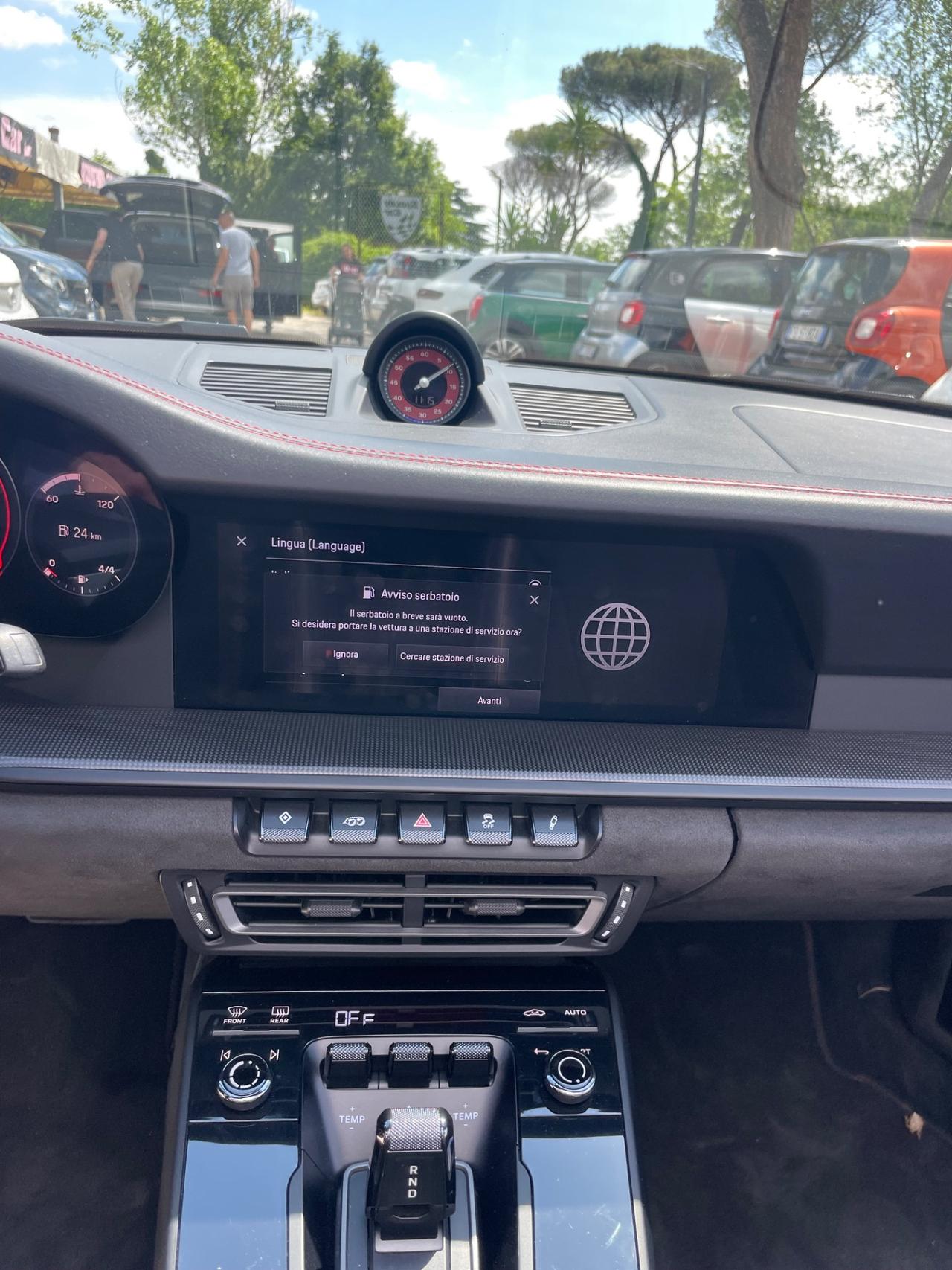 Porsche 911 Carrera 4 GTS Cabriolet