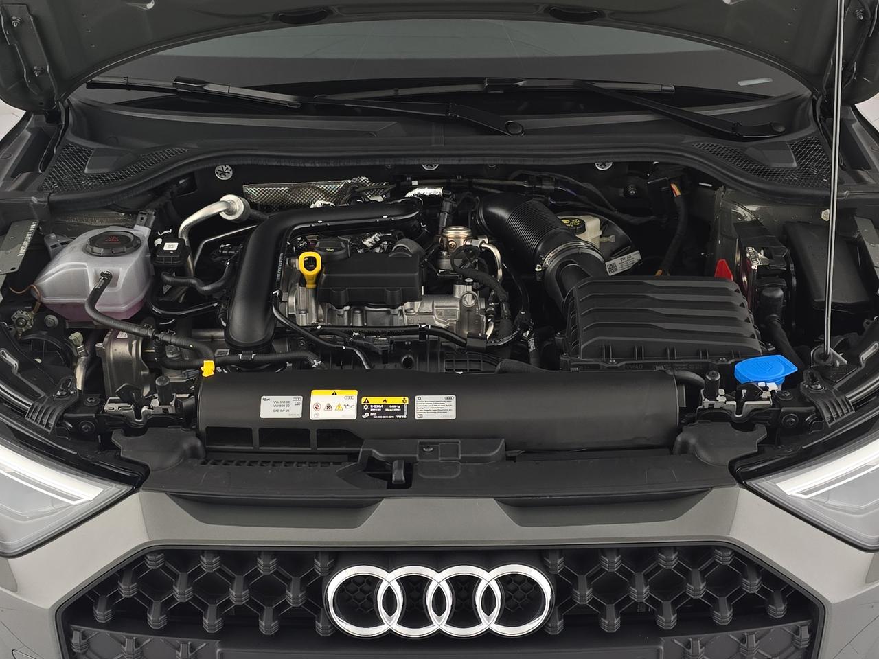 Audi A1 allstreet 30 1.0 tfsi business 116cv s tronic