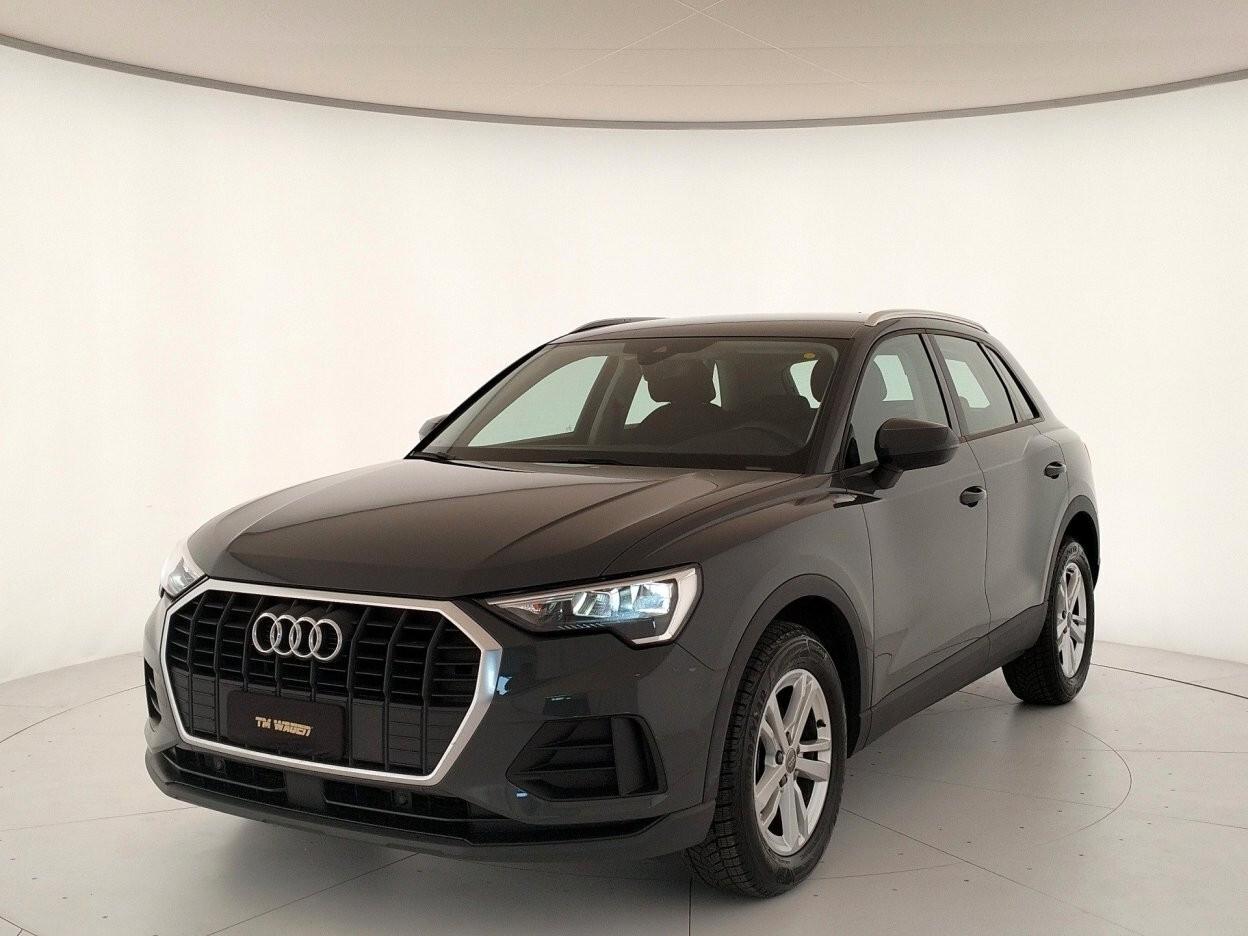 AUDI Q3 35 2.0 tdi Business s-tronic - IVA ESPOSTA