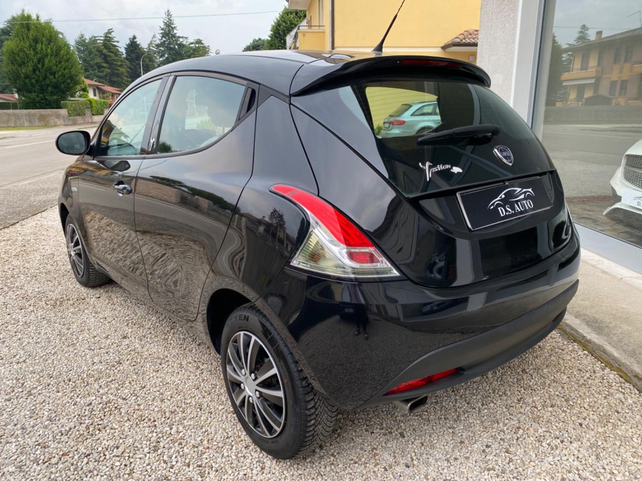 Lancia Ypsilon 1.3 Mtj 2015 Unico propretario
