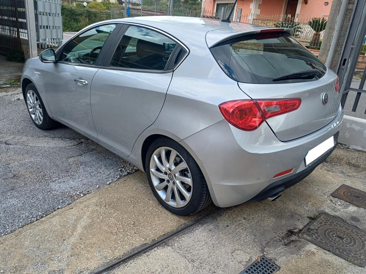 Alfa Romeo Giulietta 1.4 Turbo 120 CV GPL Sprint Bloch Shaft