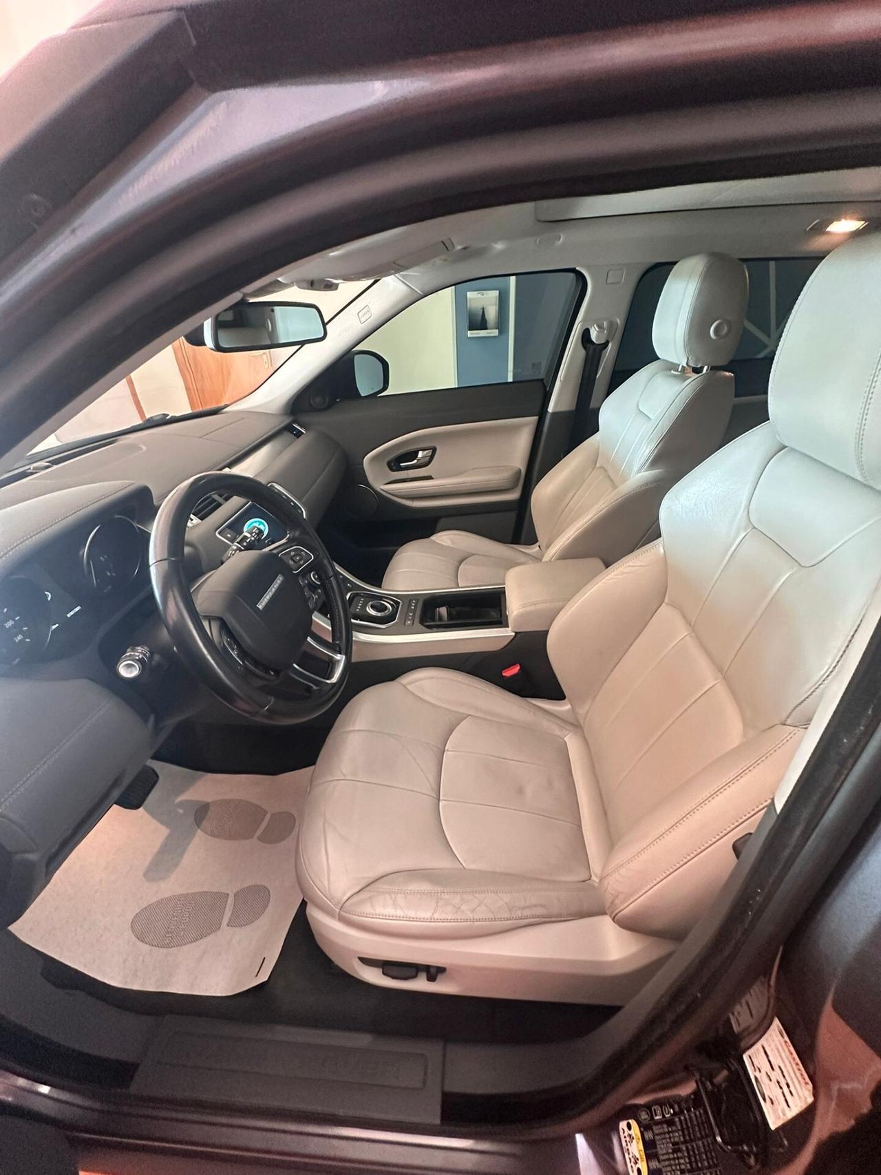 Land Rover Range Evoque 2.0 TD4 150 CV 5p. SE Dynamic