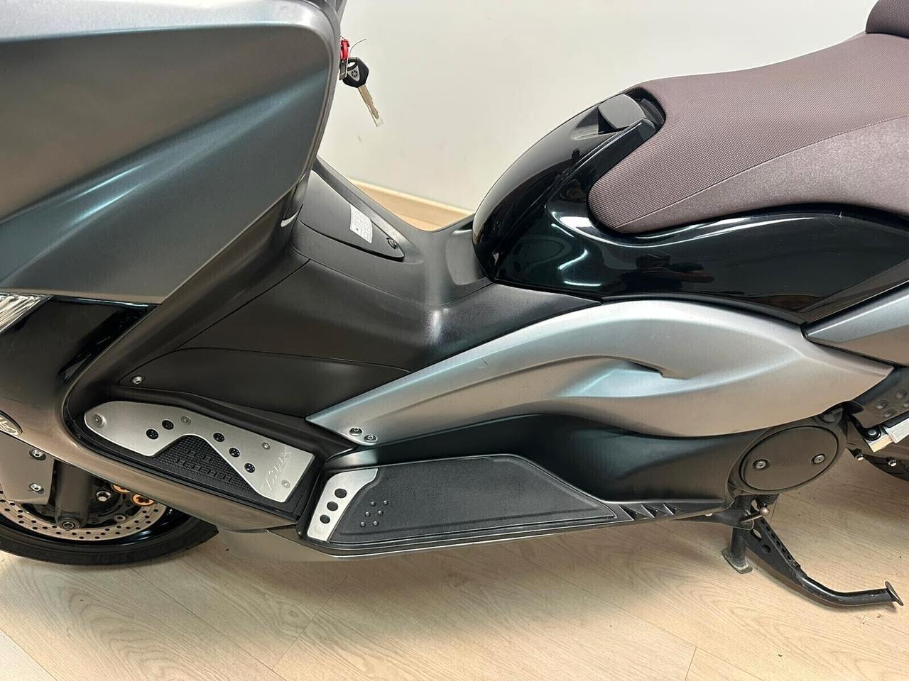 YAMAHA T-MAX T MAX 500 - 33.000KM DA 99€ AL MESE