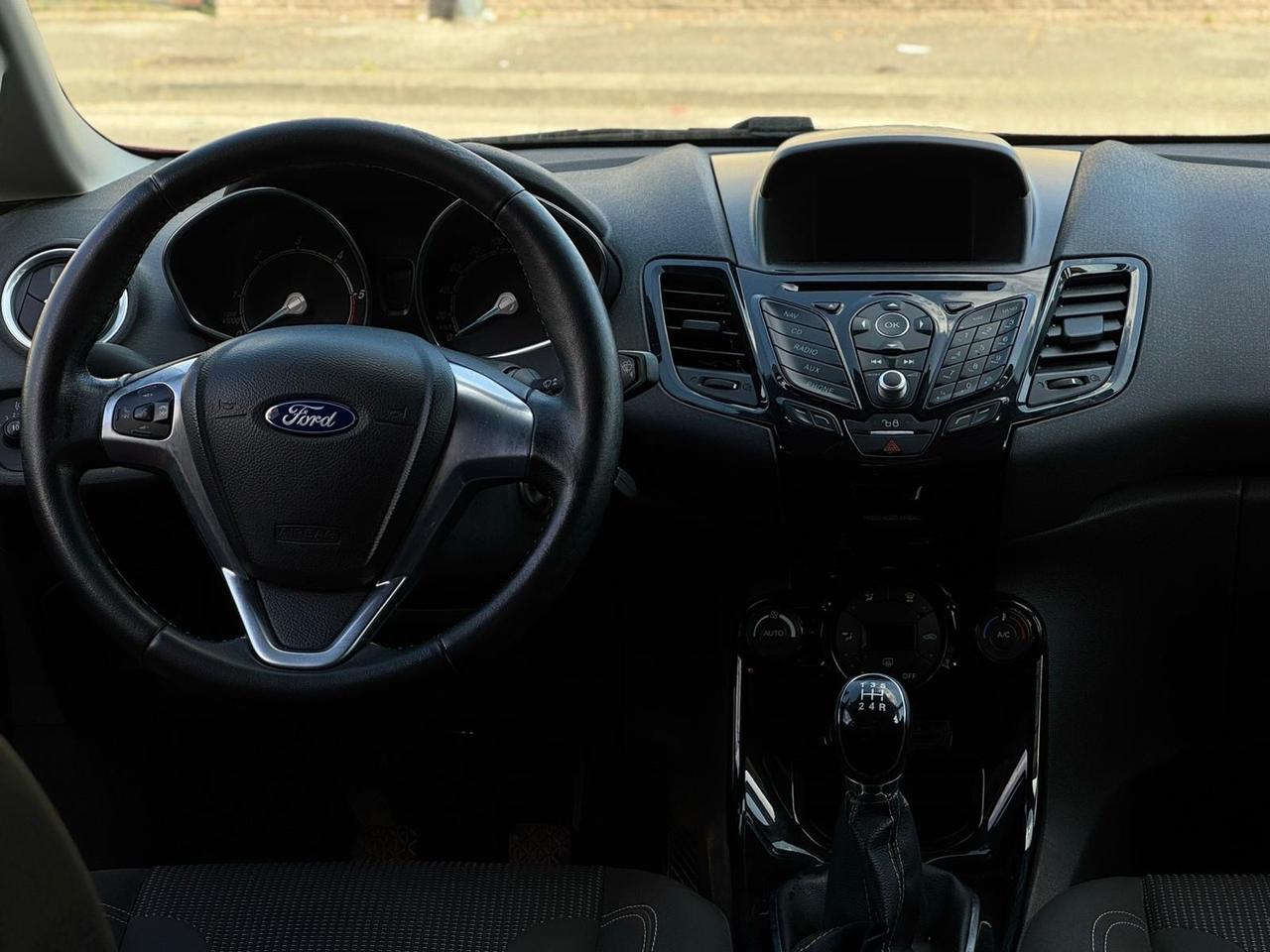 Ford Fiesta 1.5 TDCi 75CV 5 Porte Titanium