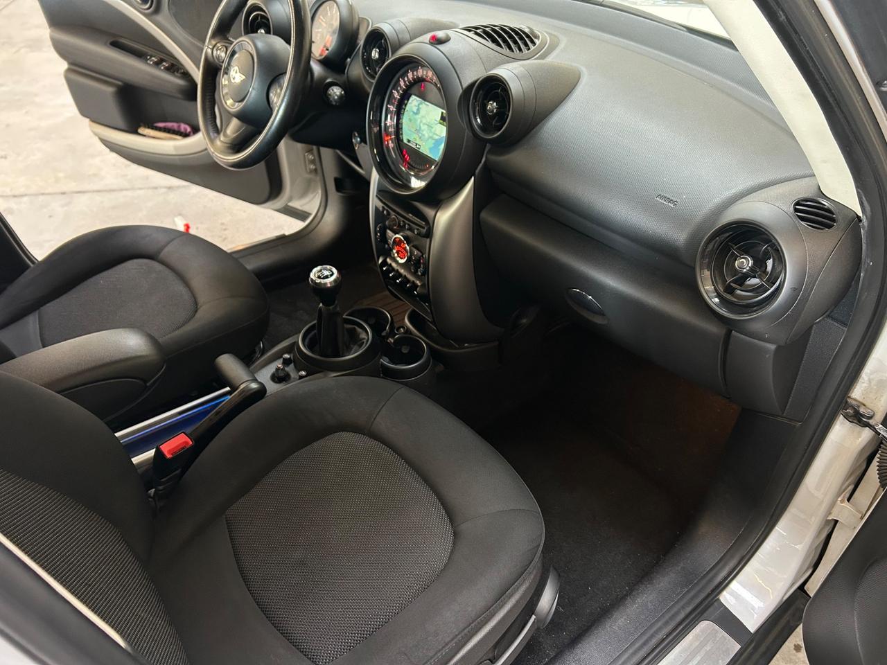 Mini Cooper D Countryman 1.6 Diesel 110cv euro6 neopatentati