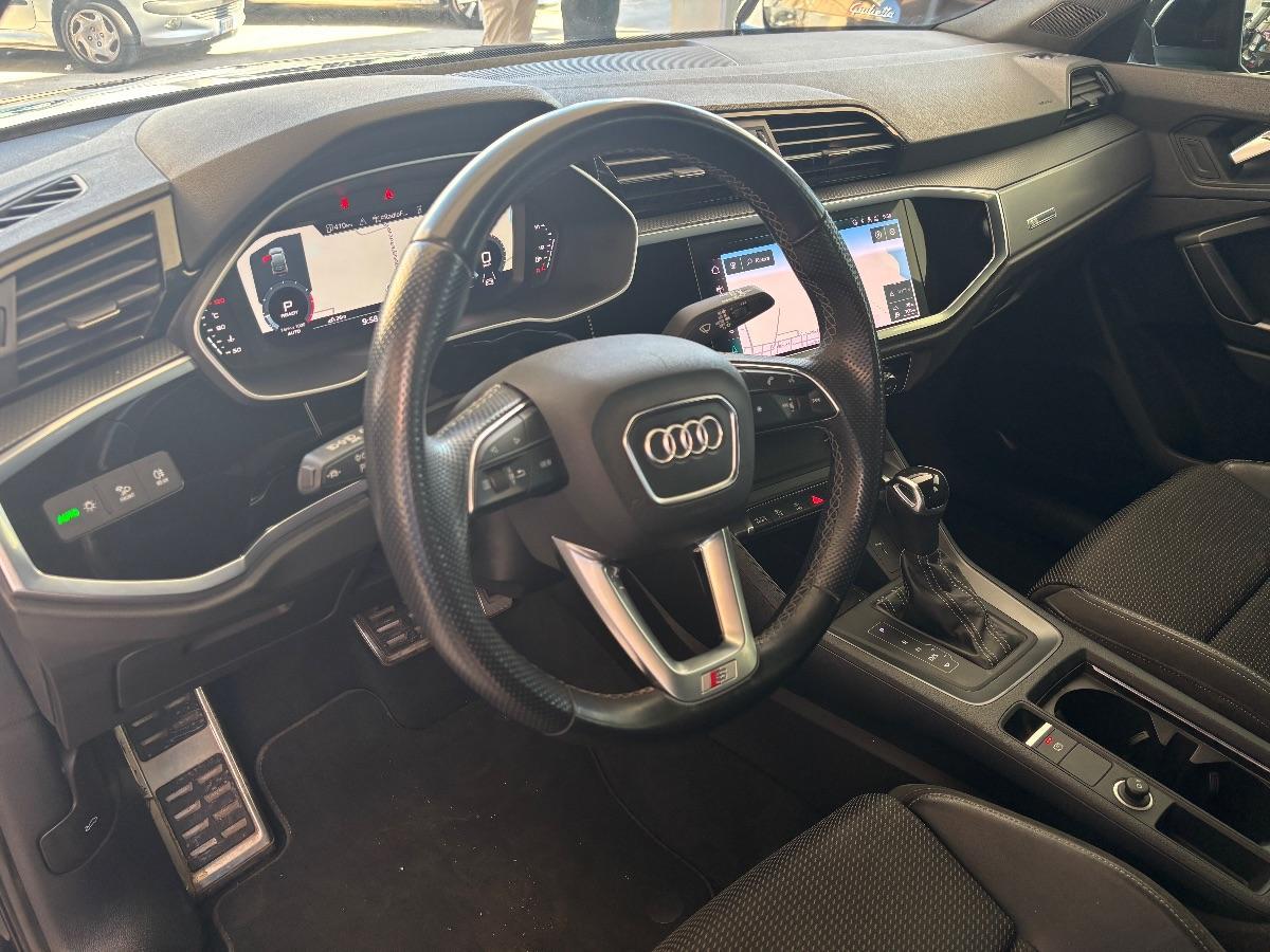 AUDI - Q3 Sportback - Q3 SPB 35 TFSI S TRONIC BUSINESS PLUS