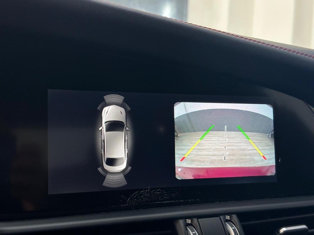 Alfa Romeo Giulia 2.9 V6 Bi-Turbo AT8 Quadrifoglio