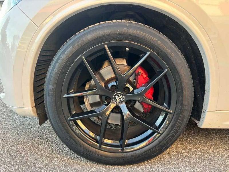 Alfa Romeo Stelvio 2.2 Turbodiesel 210 CV AT8 Q4 Veloce Tì