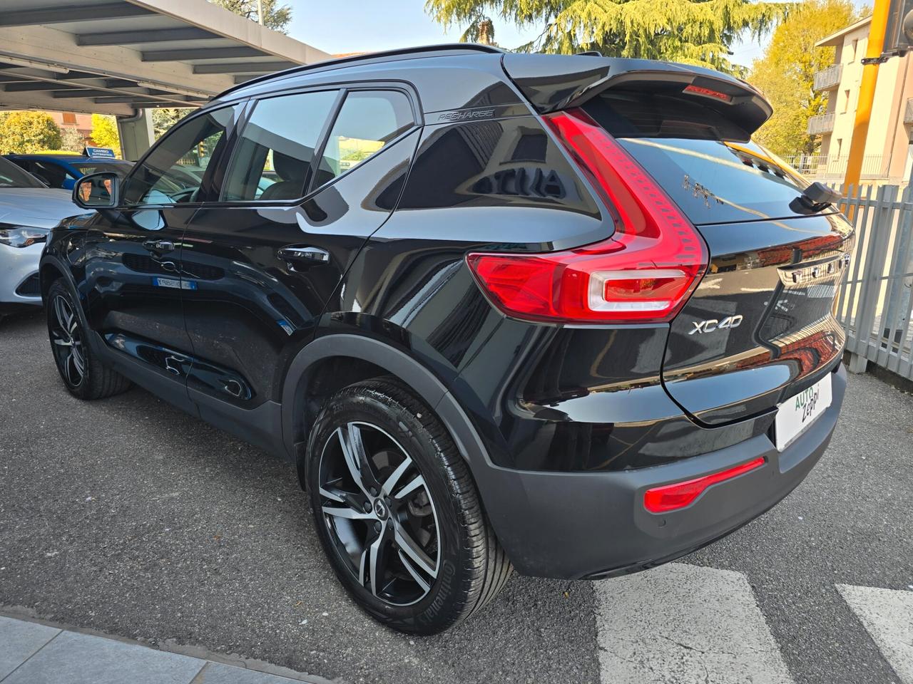 Volvo XC40 T5 Phev R-design AUT.+CAMERA 360°/SERVICE VOLVO