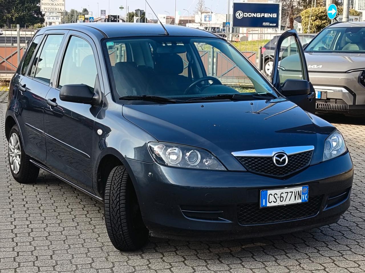 Mazda 2 Mazda2 MY'06 1.2 16V 5p. Sony Ericsson