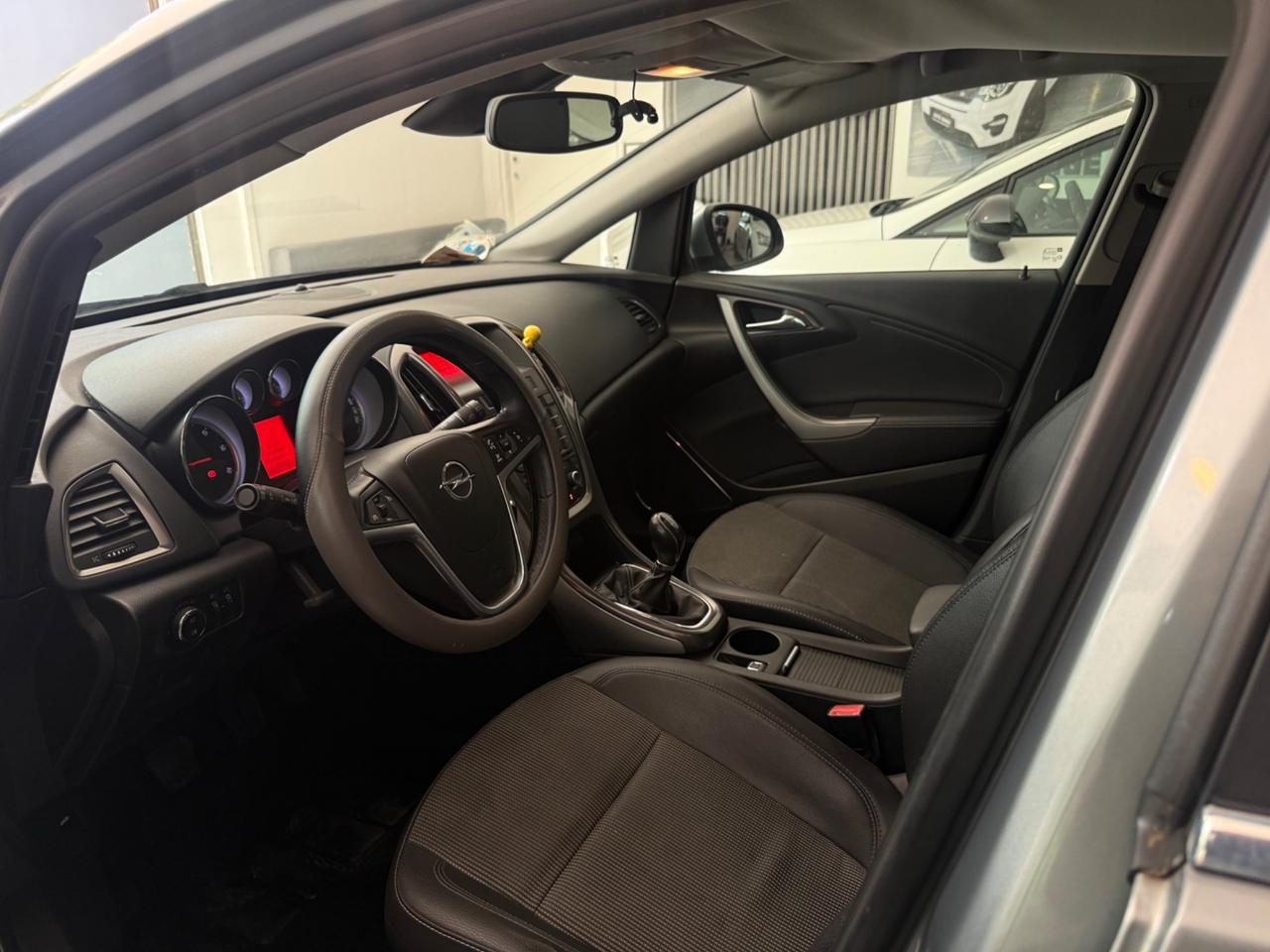 Opel Astra 1.7 DIESEL ANNO 2012