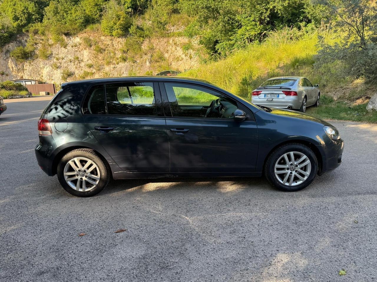 Volkswagen Golf 1.6 TDI DPF 5p. Highline