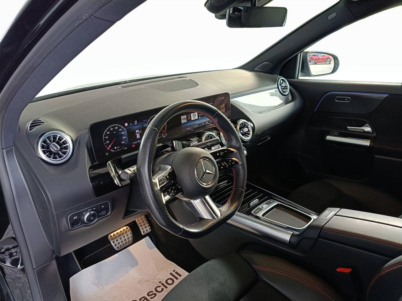 Mercedes-Benz GLA-H247 2023 - GLA 200 d AMG Line Premium auto