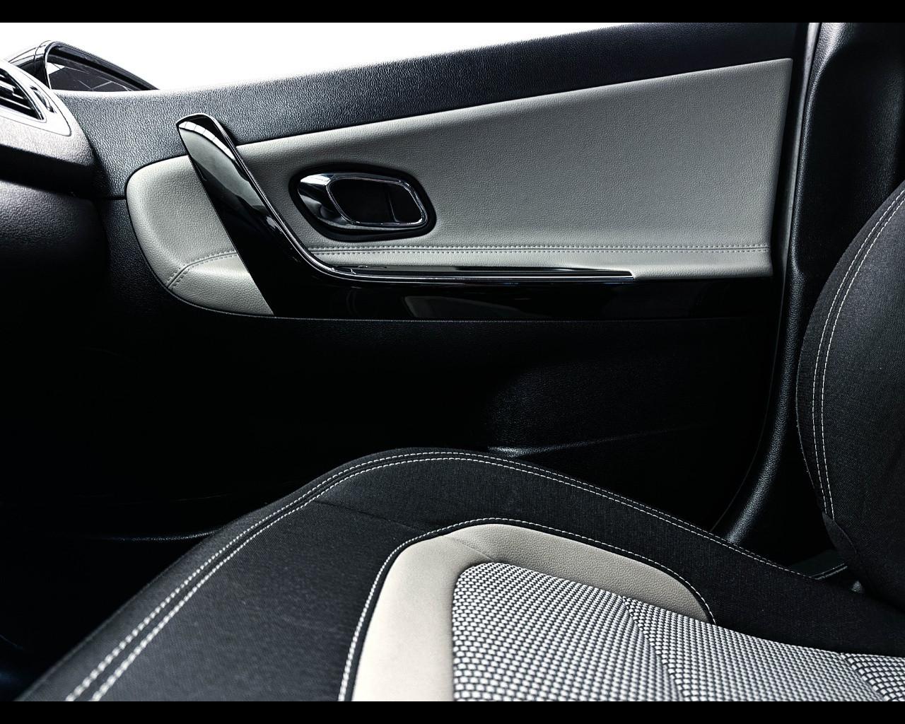 KIA cee'd 2ª serie - cee'd 1.6 CRDi 136 CV DCT SW EcoDynamics Bu