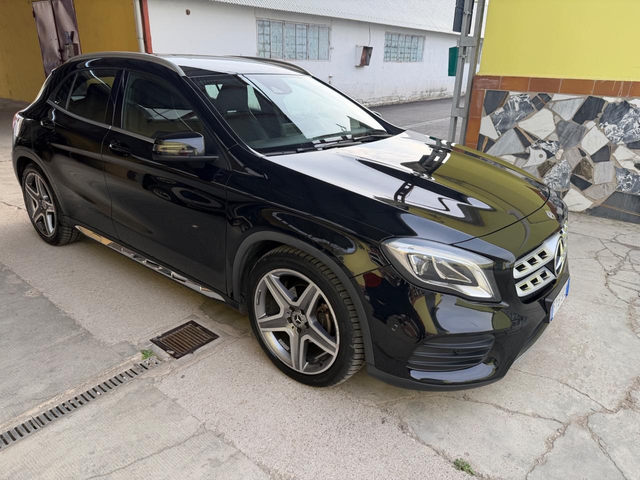 Mercedes GLA 200 d Autom. 4Matic Premium AMG