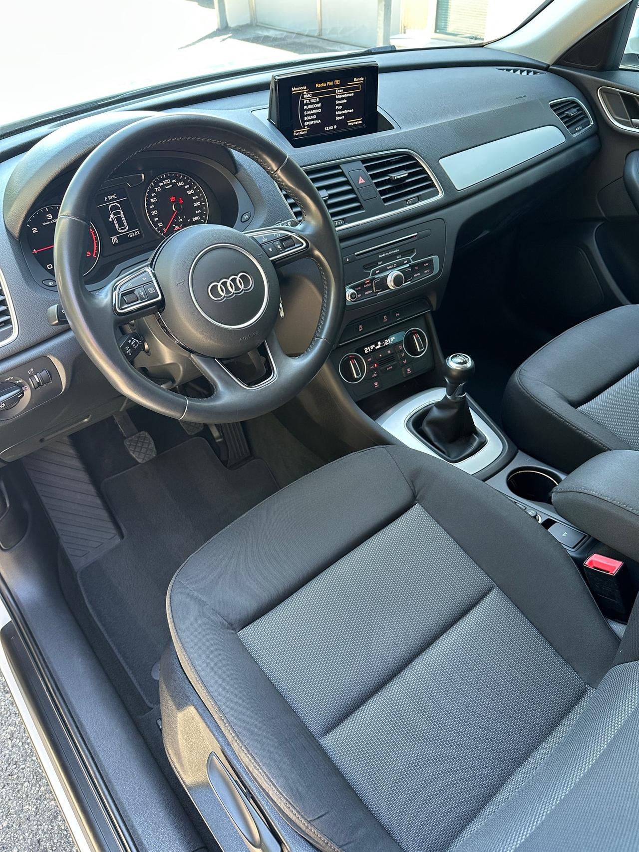 Audi Q3 2.0 TDI 120 CV Business - 2018