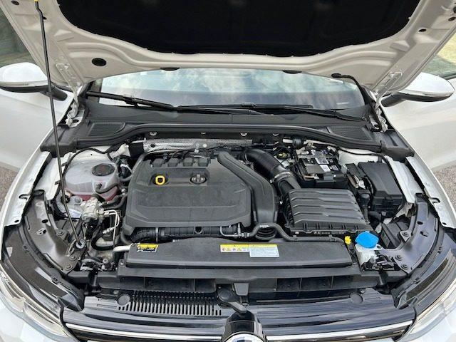 VOLKSWAGEN Golf 1.5 TGI DSG Life