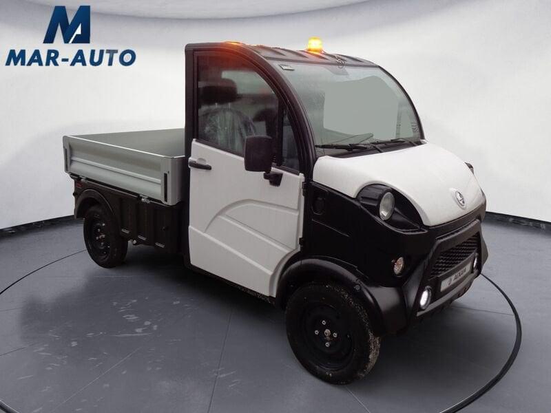 Aixam E-Truck Doppio Pianale con Lampeggianti Led e Segnalatore Lavori