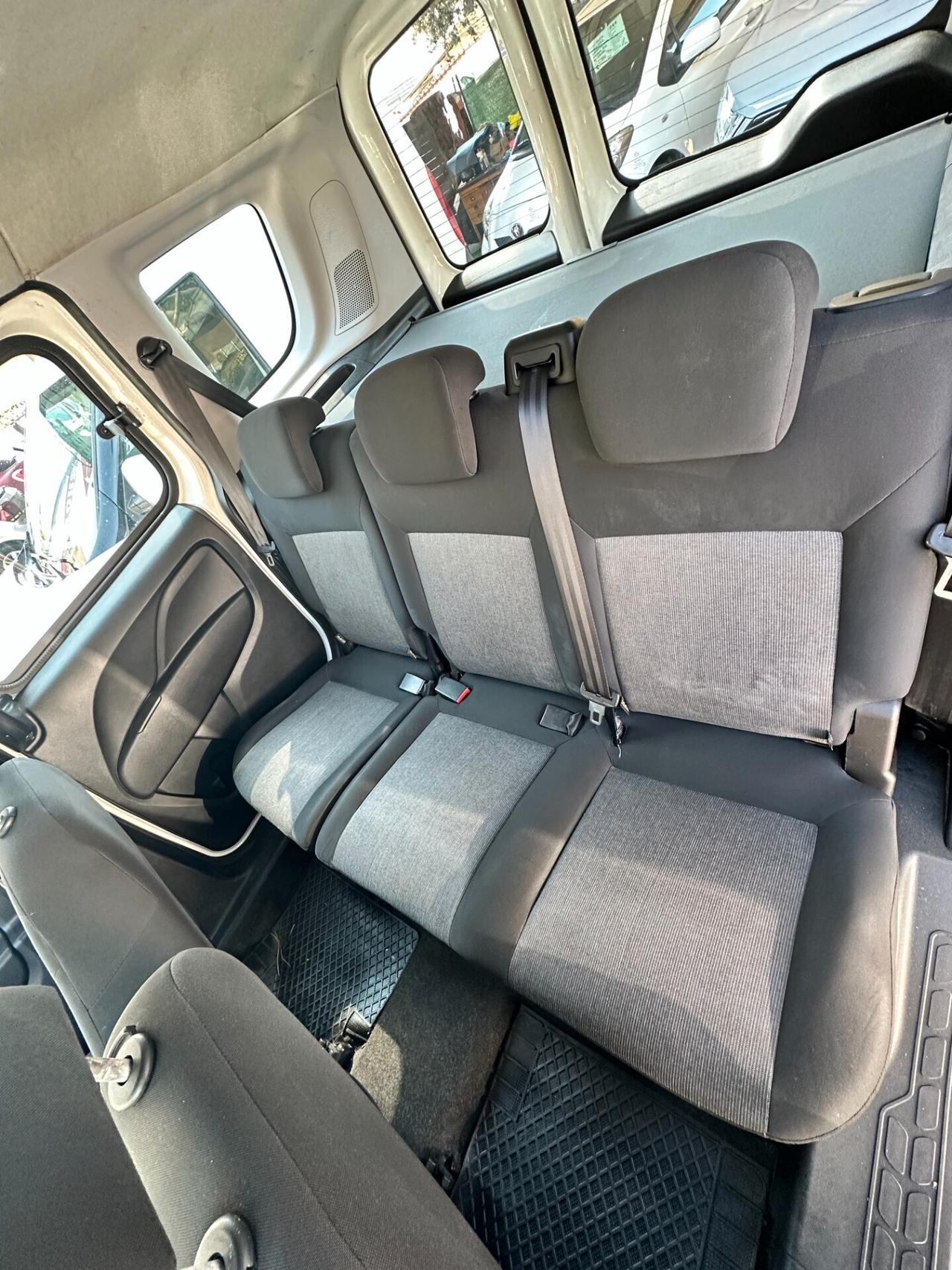 Fiat Doblò 1.3 MJT Lounge CLIMA MULTIFUNZIONE BLUETOOTH APPLE CAR PLAY NEO PATENTATI