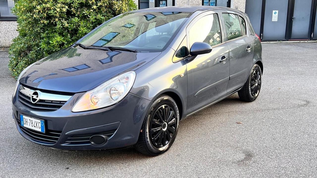 Opel Corsa 1.0 12V 5 porte Benzina e GPL
