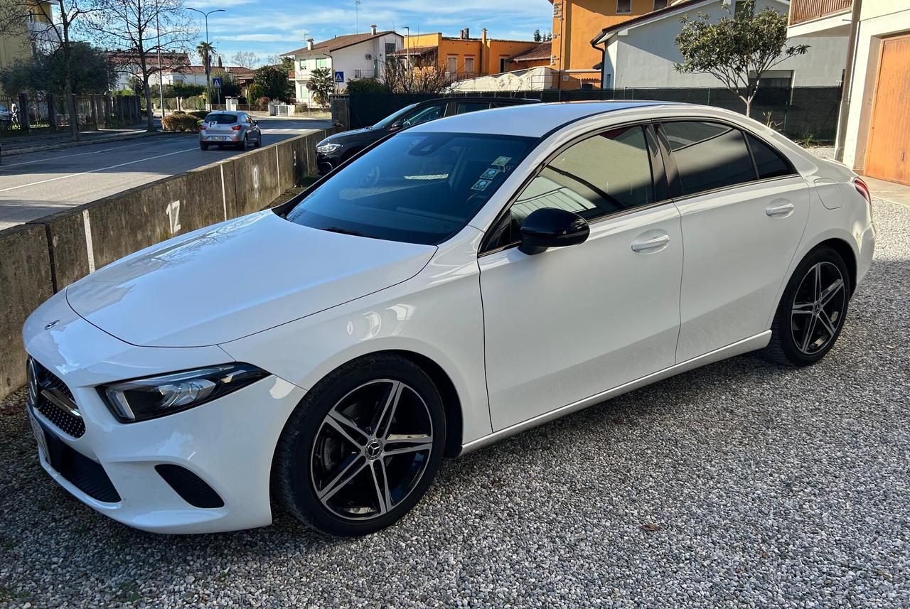 Mercedes-benz A 180 SEDAN d 2.0 115 Automatic Sport